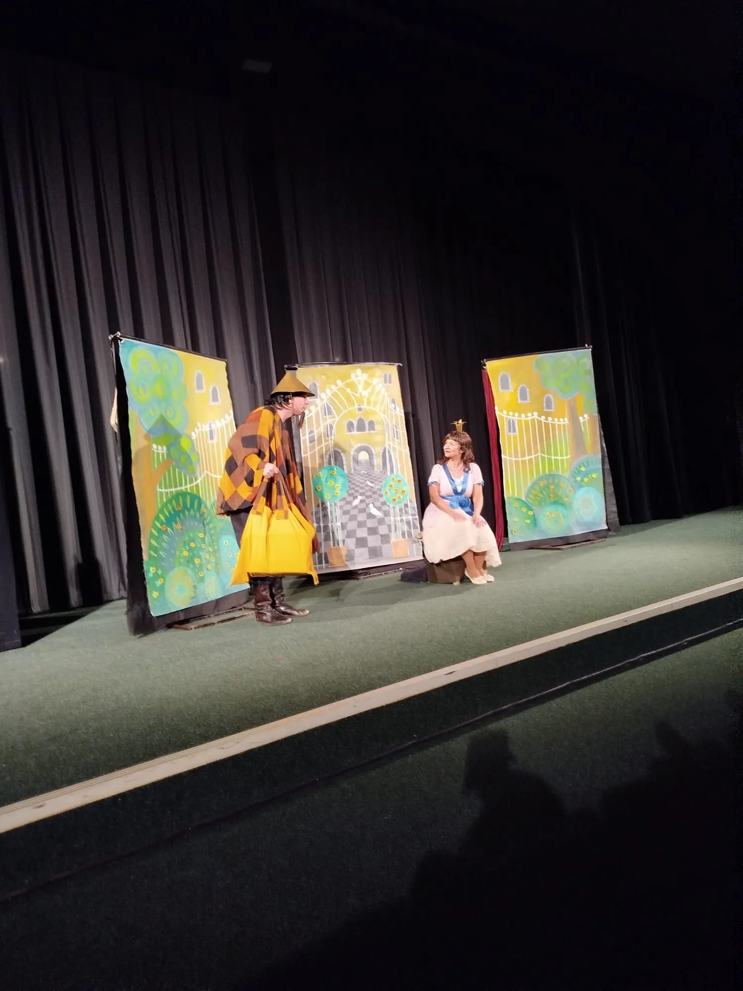 Přečtete si více ze článku Kino Štětí – O princezně, čertovi Luciášovi a makových buchtách – 5.12.2024