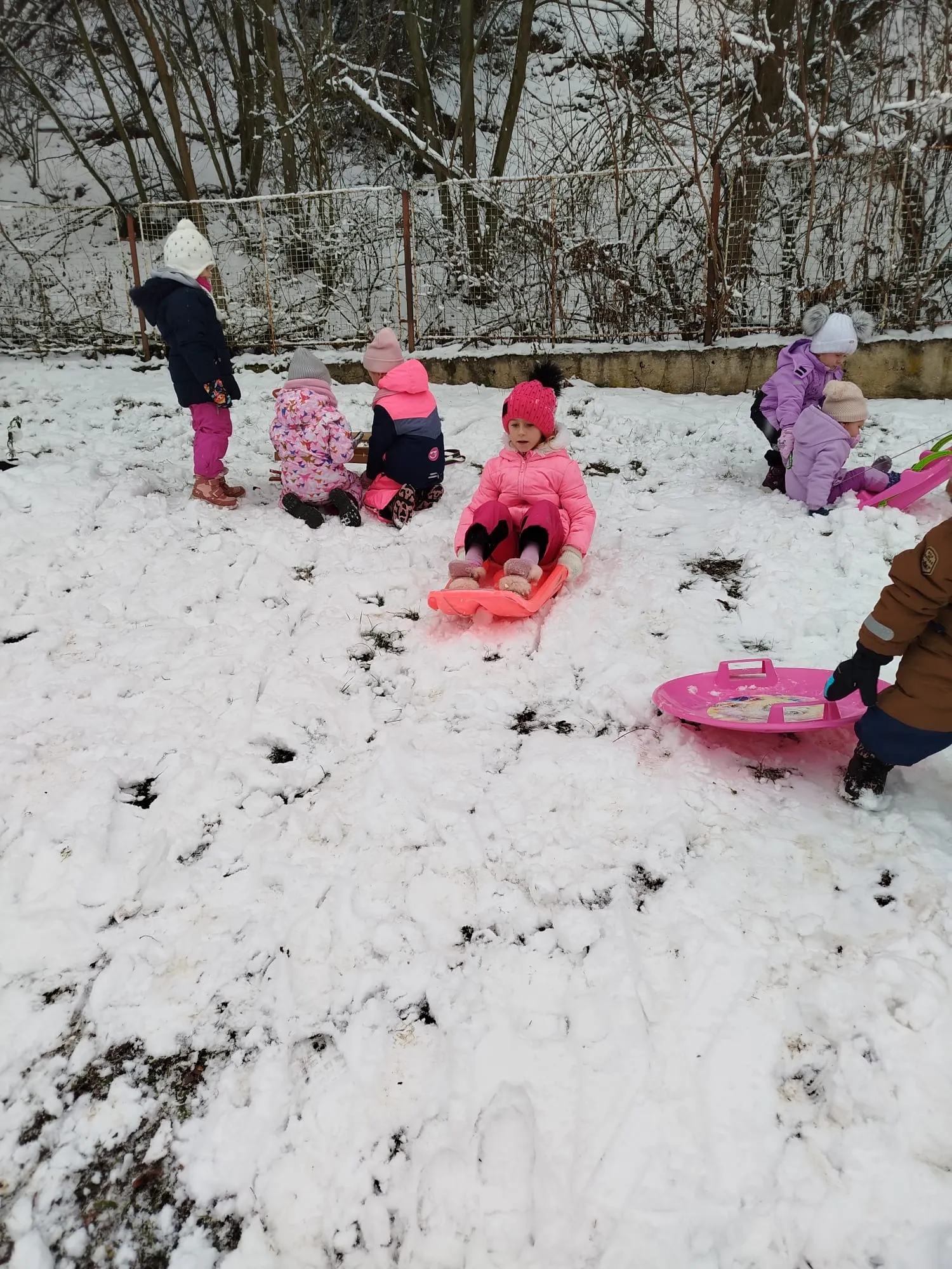 Přečtete si více ze článku Bobování před školkou – 13.2.2025